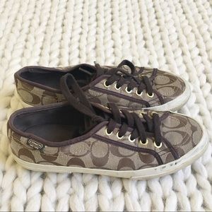 • COACH Kalyn Sneaker •